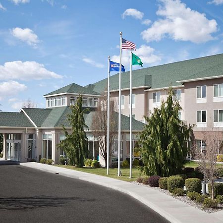 Hilton Garden Inn Tri-Cities/Кениуик Екстериор снимка