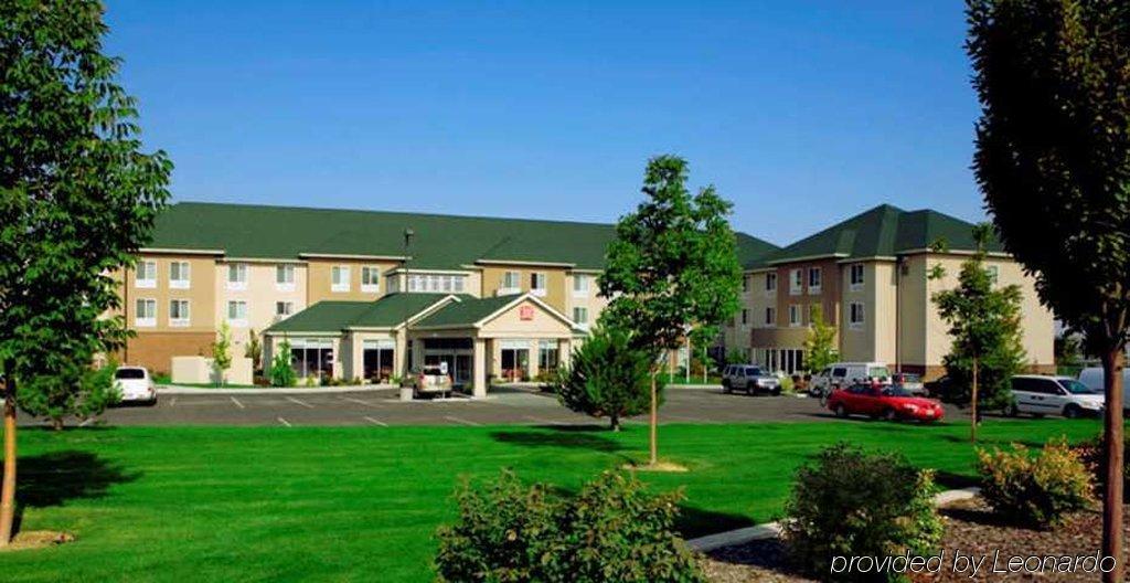 Hilton Garden Inn Tri-Cities/Кениуик Екстериор снимка