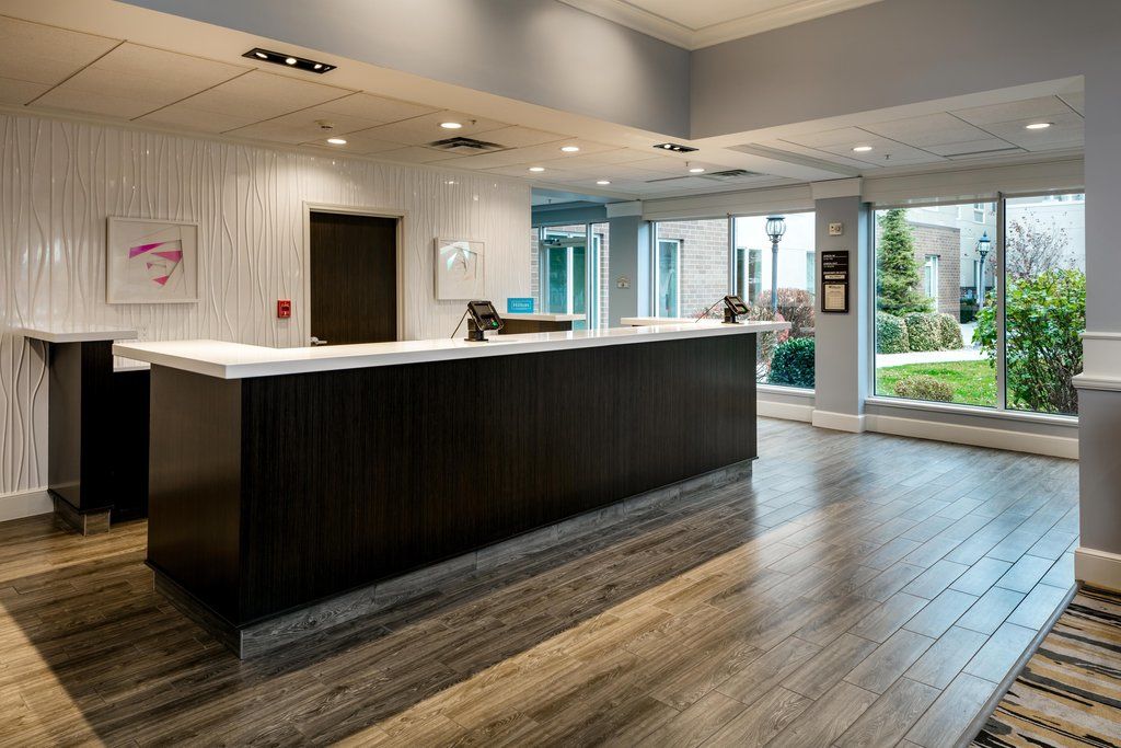 Hilton Garden Inn Tri-Cities/Кениуик Екстериор снимка
